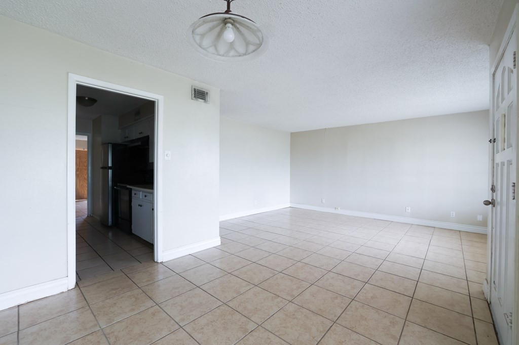 102 Fairway Drive Property Photo 10