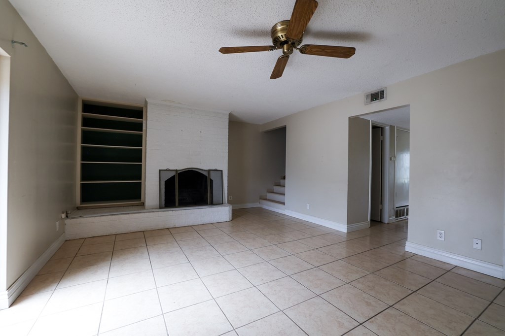 102 Fairway Drive Property Photo 11