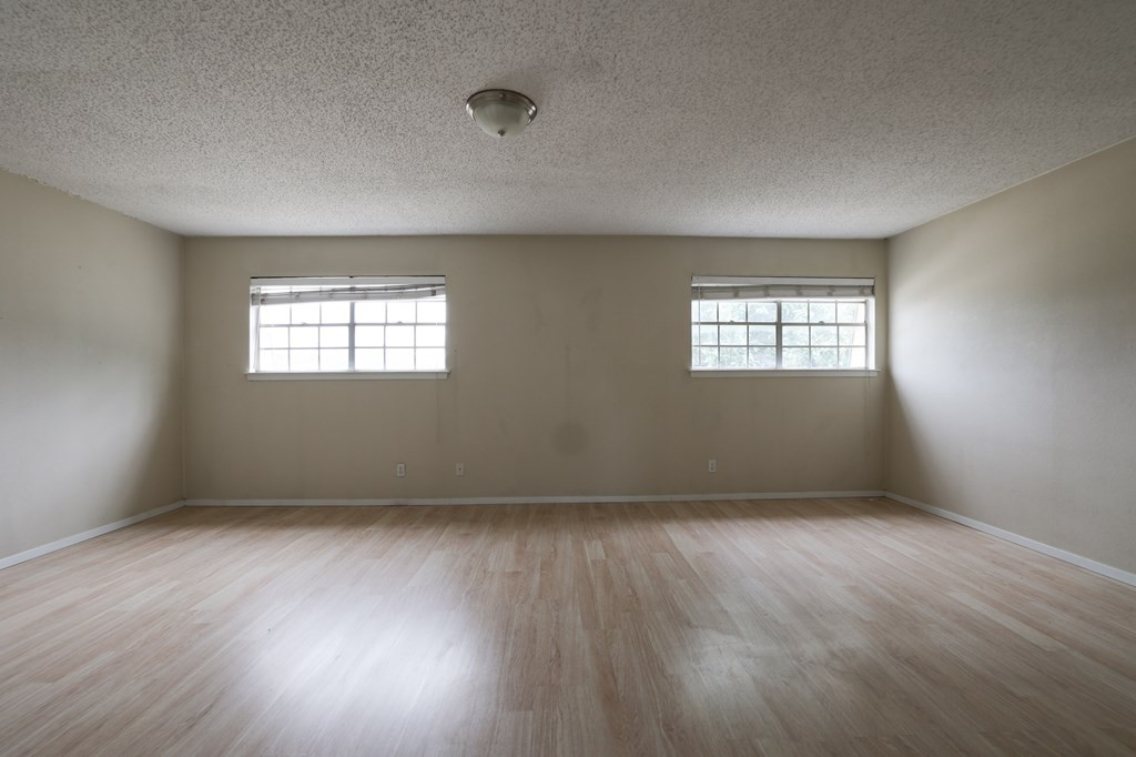 102 Fairway Drive Property Photo 14