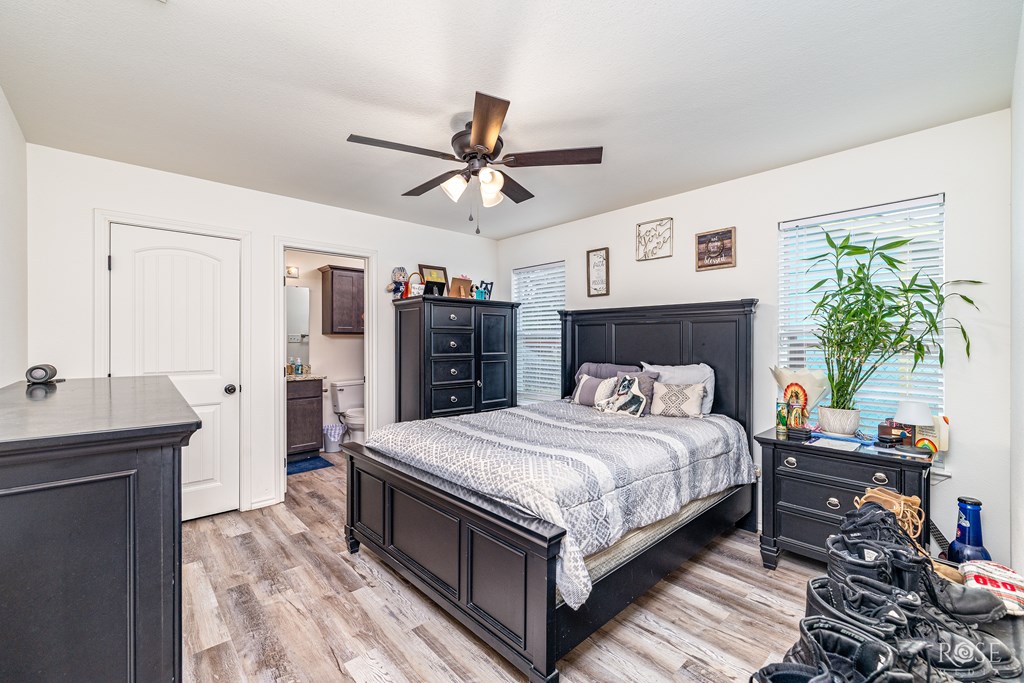 626 Parsons St Property Photo 8