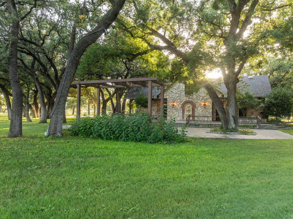 5000 Cralle Road Property Photo 11