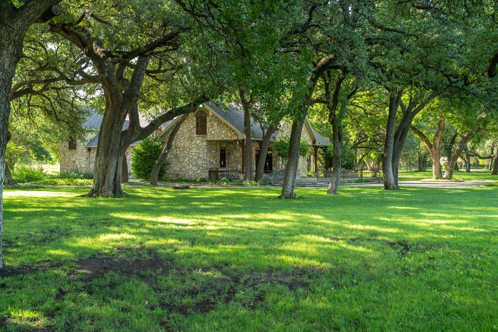 5000 Cralle Road Property Photo 19