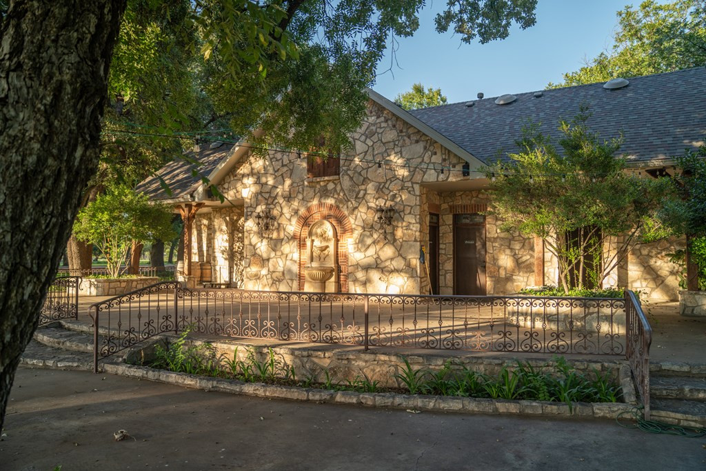 5000 Cralle Road Property Photo 42