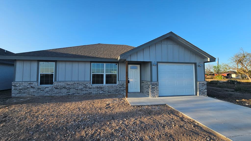 1722 La Follette St Property Photo 1