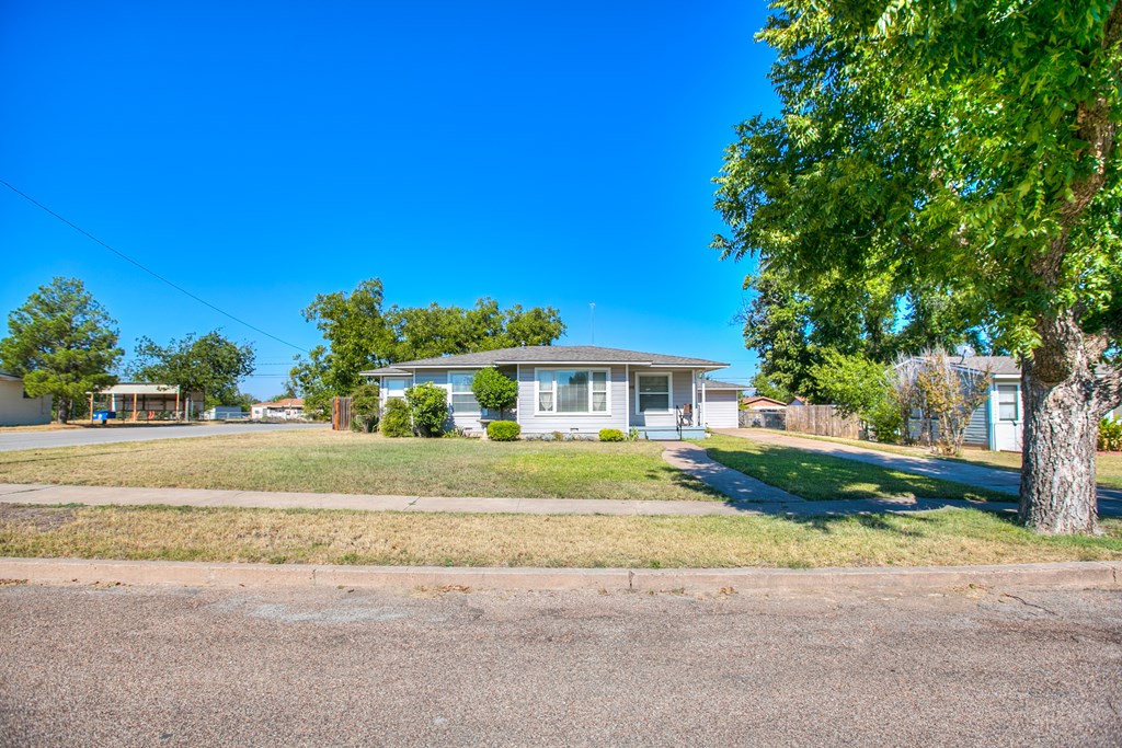 108 Largent Ave Property Photo 2