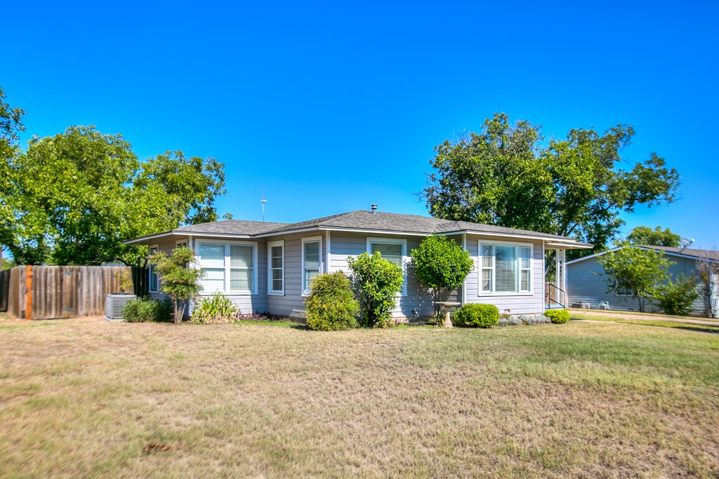 108 Largent Ave Property Photo 4