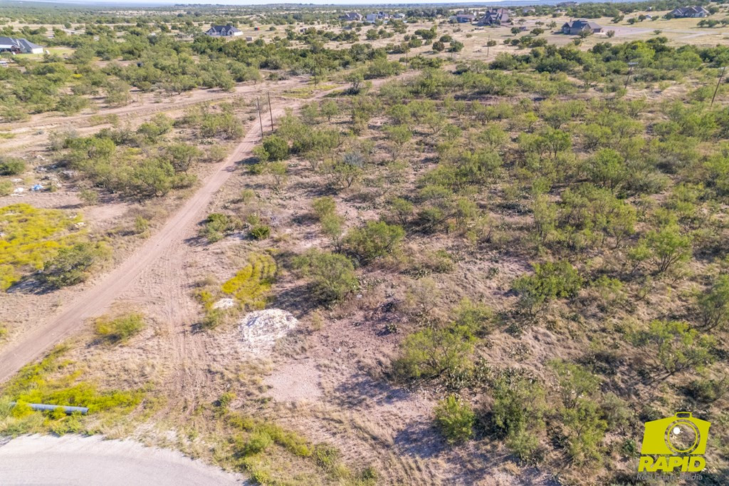 16900 Riata Trail Property Photo 7