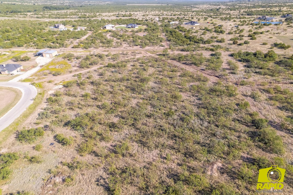 16914 Riata Trail Property Photo 6