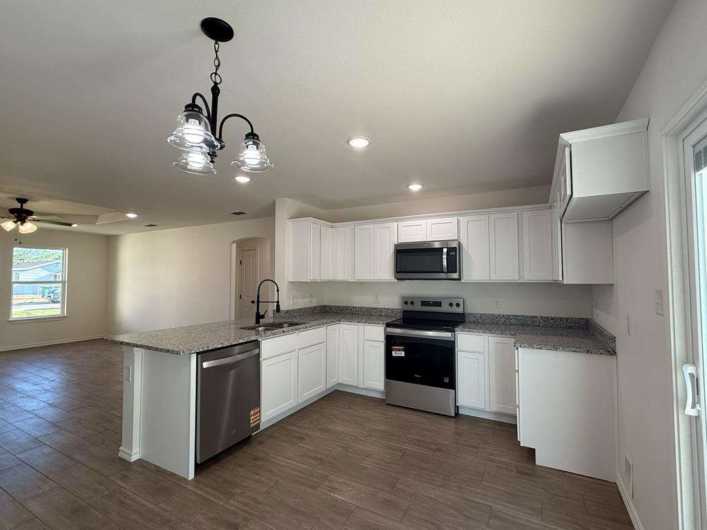 914 Texas Ave Property Photo 4