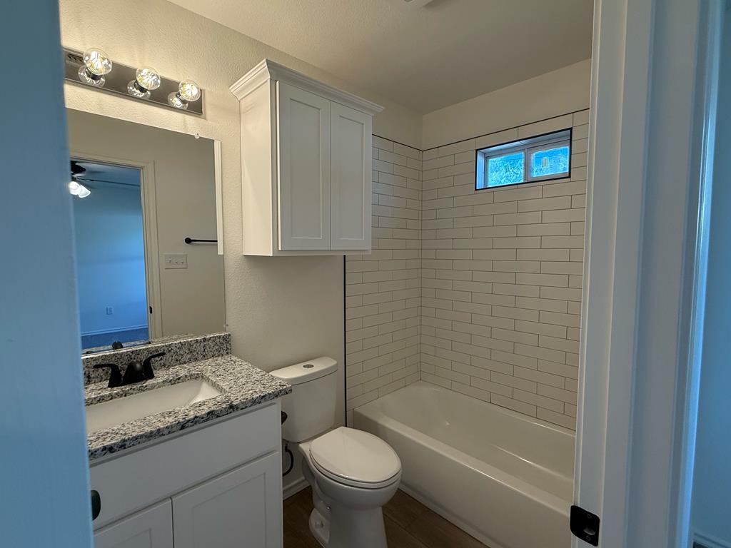 914 Texas Ave Property Photo 15