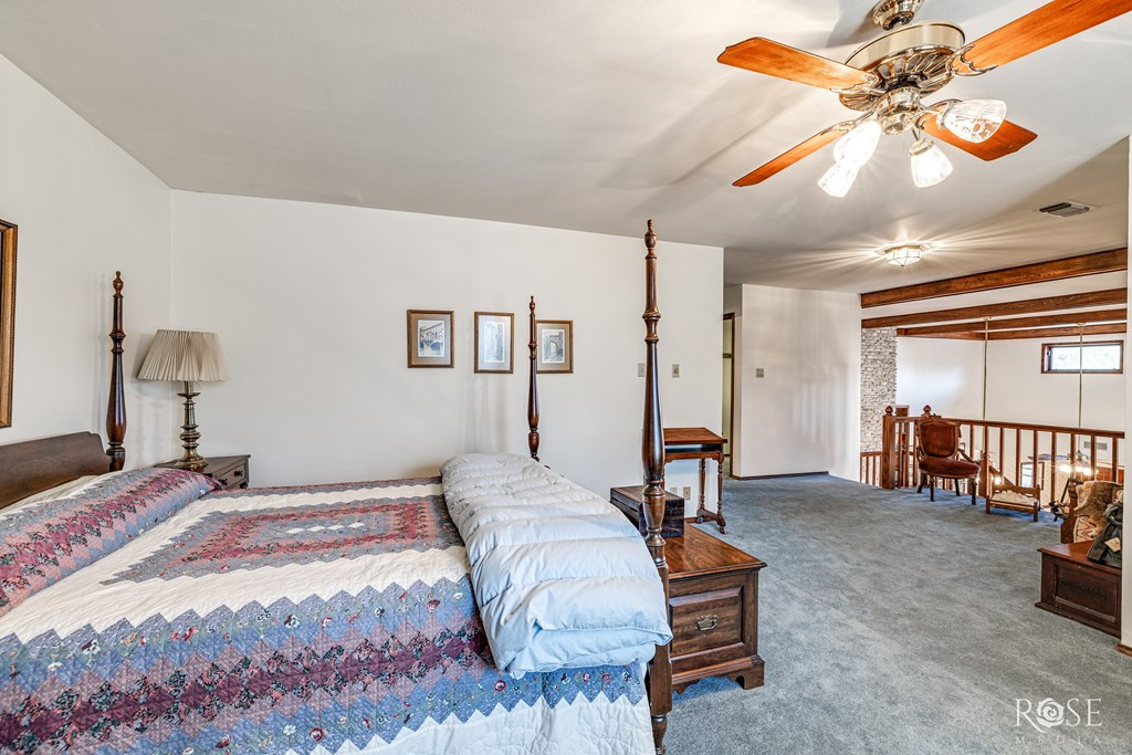 120 Kings Court Property Photo 29
