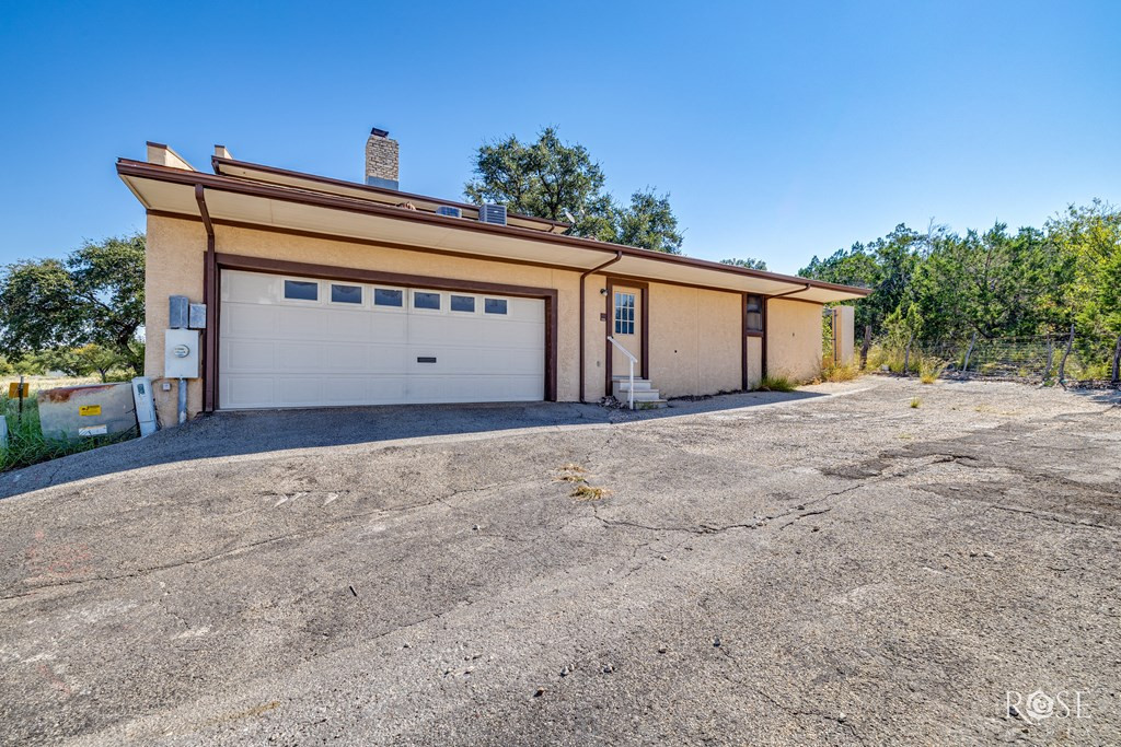 120 Kings Court Property Photo 40