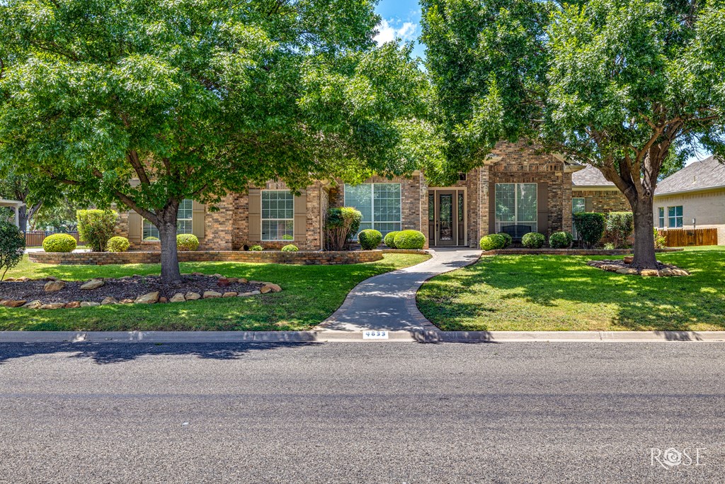 4833 N Bentwood Dr Property Photo 2