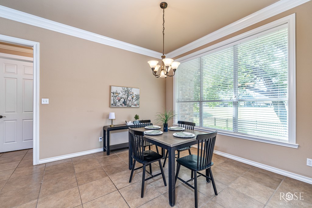 4833 N Bentwood Dr Property Photo 9