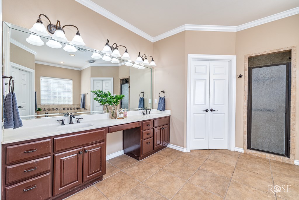 4833 N Bentwood Dr Property Photo 15