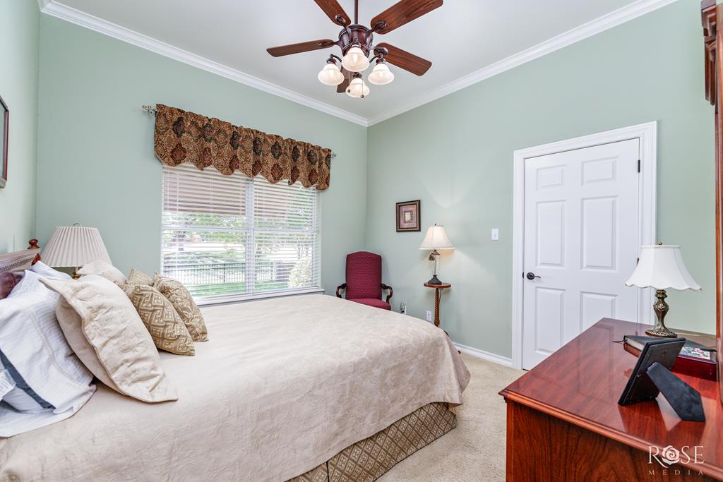 4833 N Bentwood Dr Property Photo 17