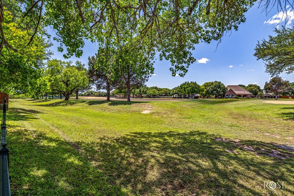 4833 N Bentwood Dr Property Photo 23