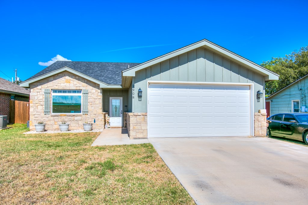 2908 Houston St Property Photo 2