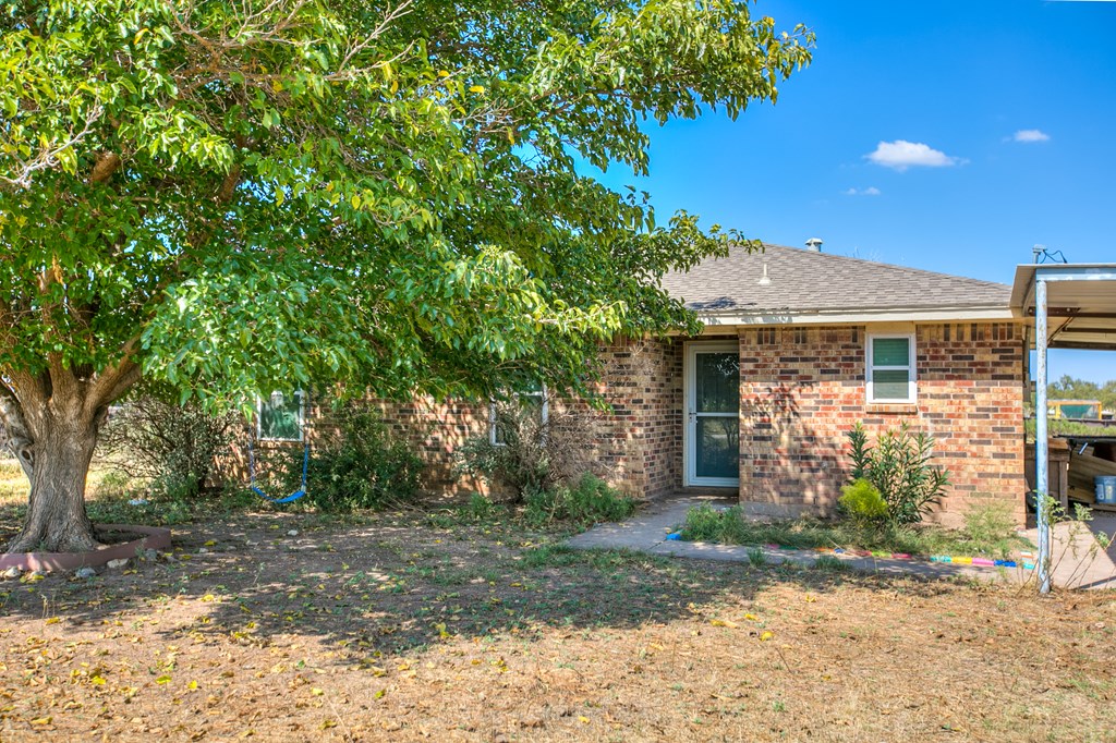 2306 Bitner Rd Property Photo 2