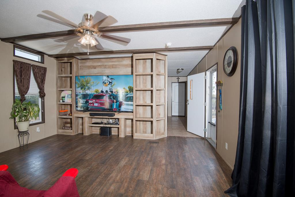 16117 S Post Oak Street Property Photo 8