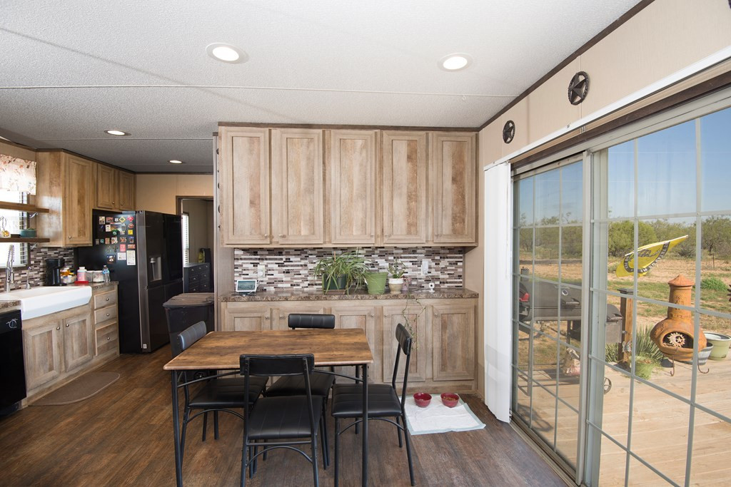 16117 S Post Oak Street Property Photo 11