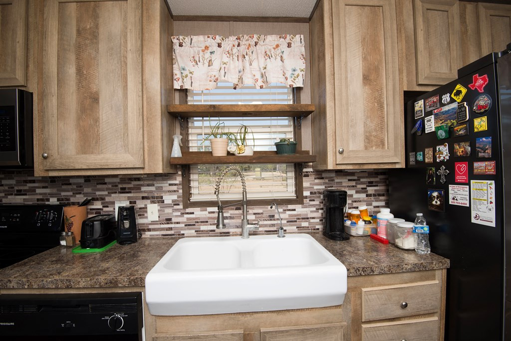 16117 S Post Oak Street Property Photo 14