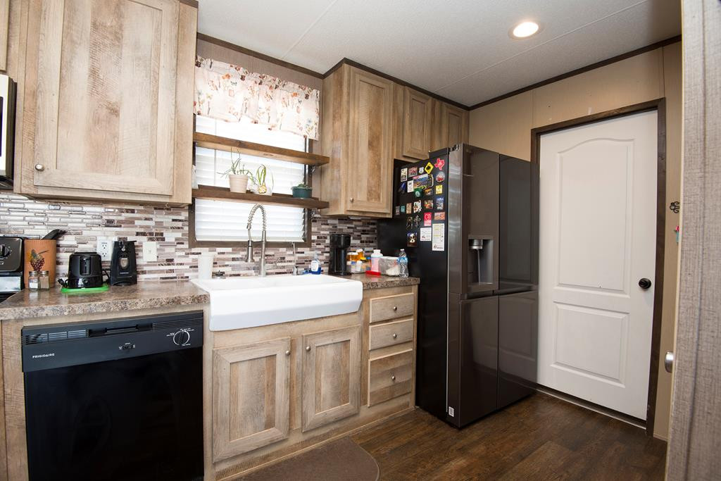 16117 S Post Oak Street Property Photo 15