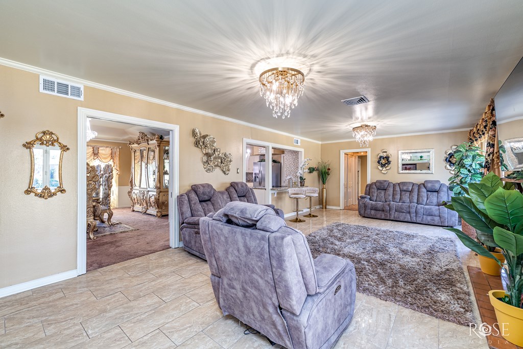 2634 Oxford Ave Property Photo 10