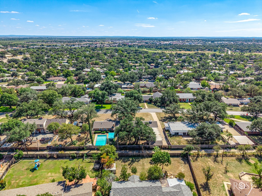 2634 Oxford Ave Property Photo 46