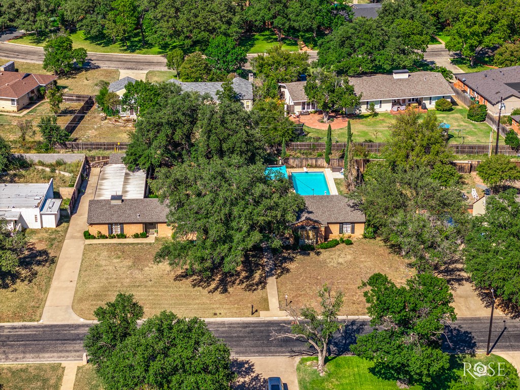 2634 Oxford Ave Property Photo 51