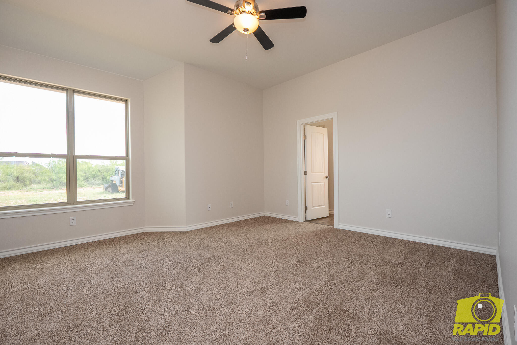 9684 Jaguar Trail Property Photo 10