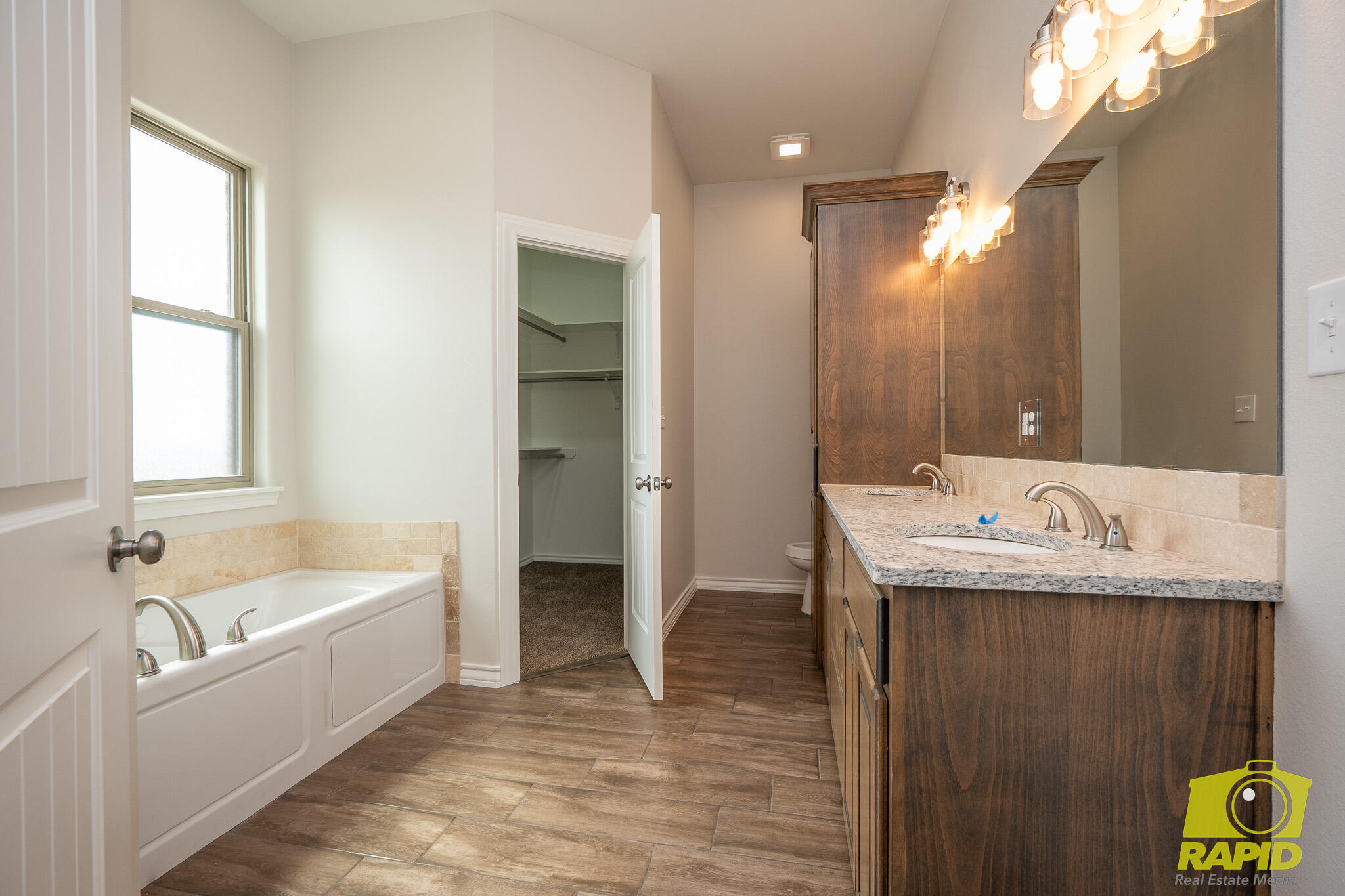 9684 Jaguar Trail Property Photo 12