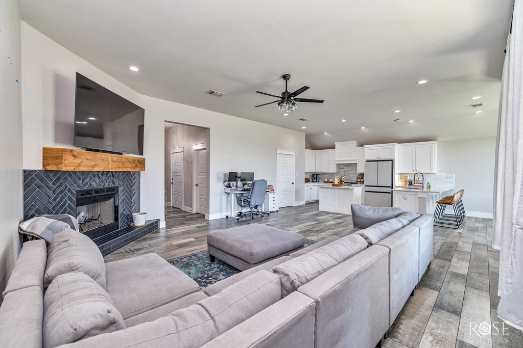 3705 Dominion Ridge Property Photo 3