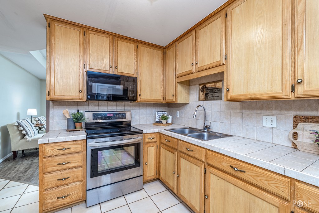 2814 Mcgill Blvd Property Photo 9