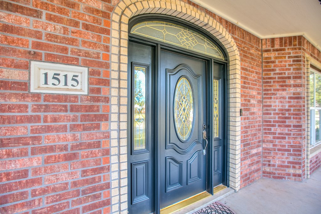 1515 Barbara Avenue Property Photo 10