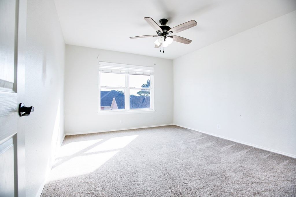 1515 Barbara Avenue Property Photo 32