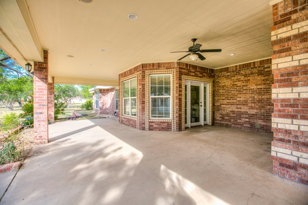 1515 Barbara Avenue Property Photo 38