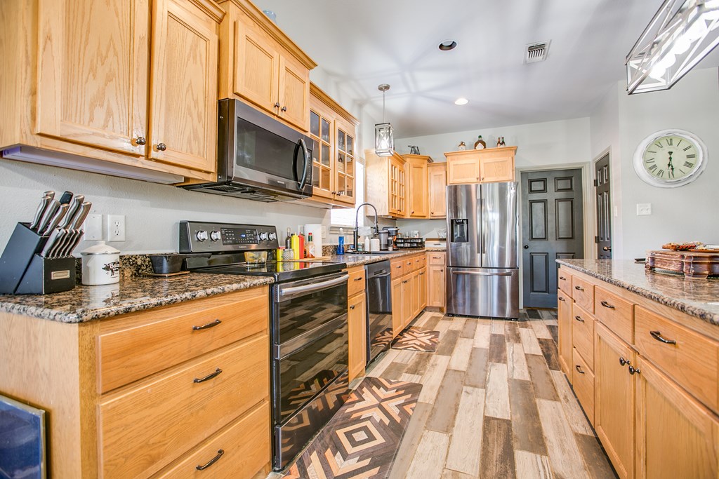 6014 Maravillas St Property Photo 3