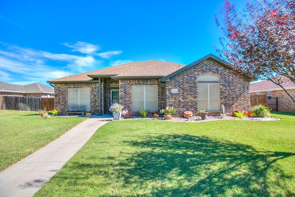 6014 Maravillas St Property Photo 9