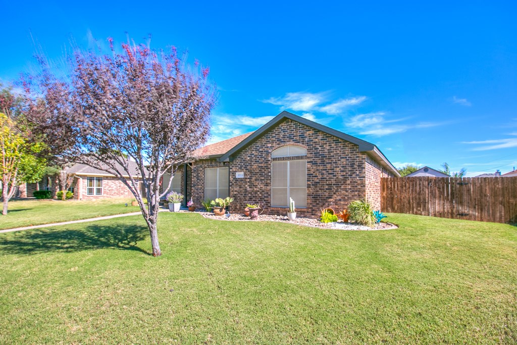 6014 Maravillas St Property Photo 10