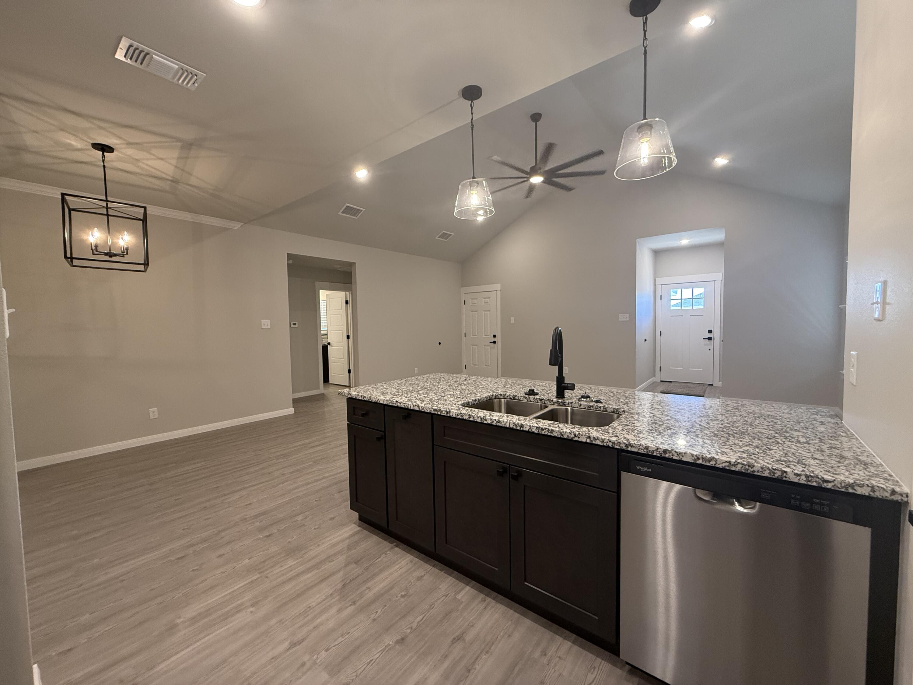 3126 Forest Hill Drive Property Photo 6