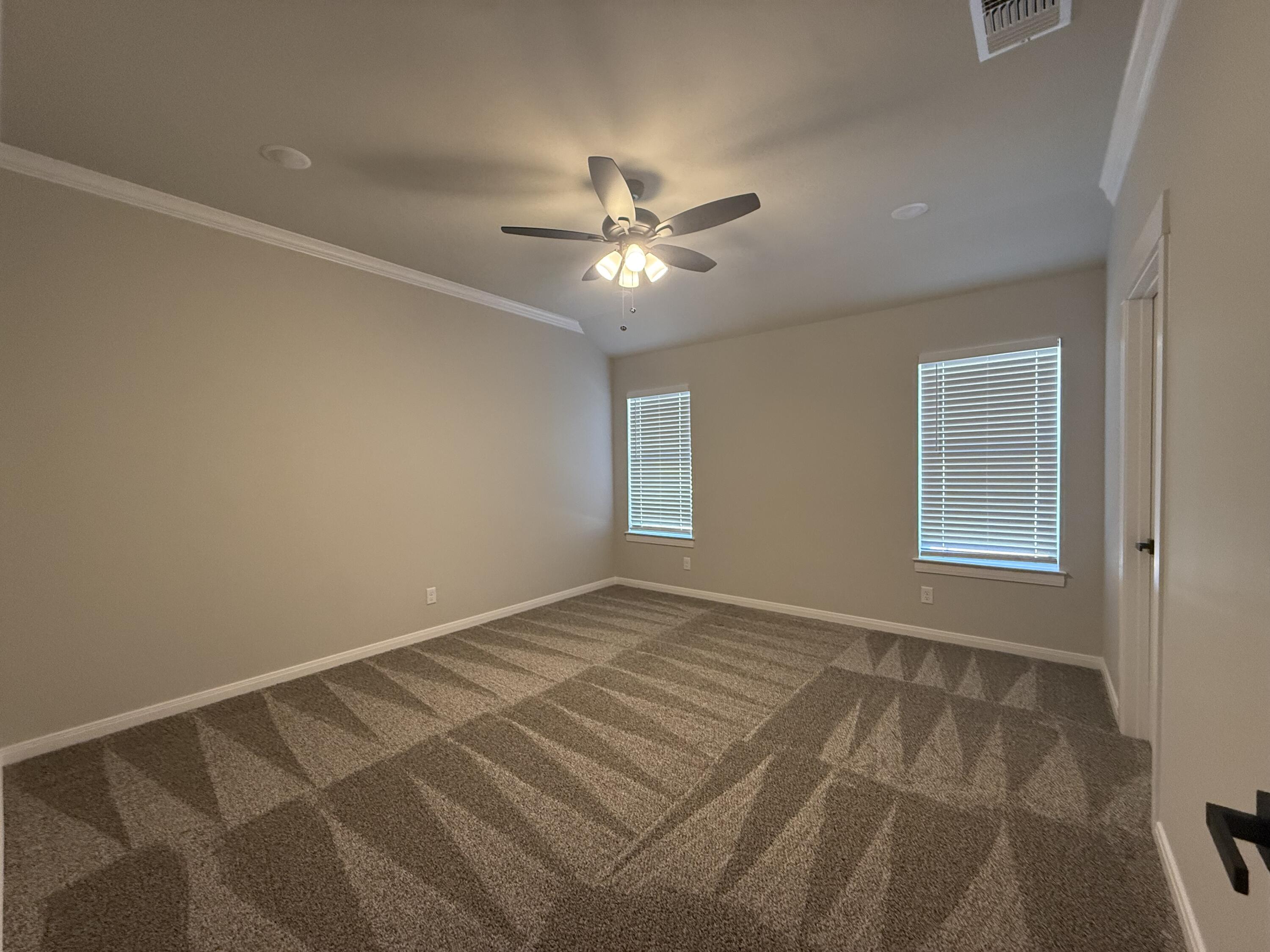 3126 Forest Hill Drive Property Photo 8