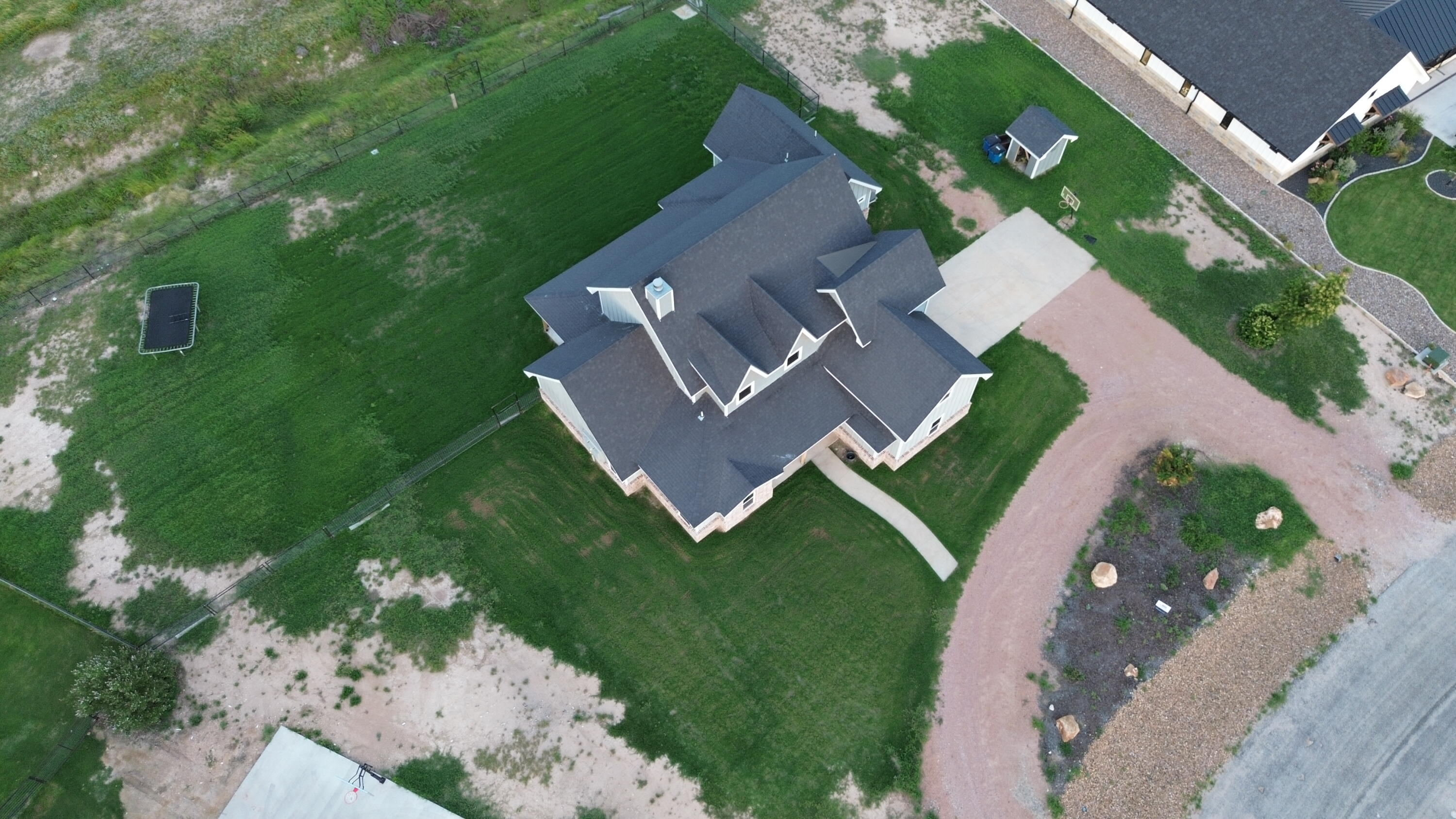 7152 Club Creek Lane Property Photo 31
