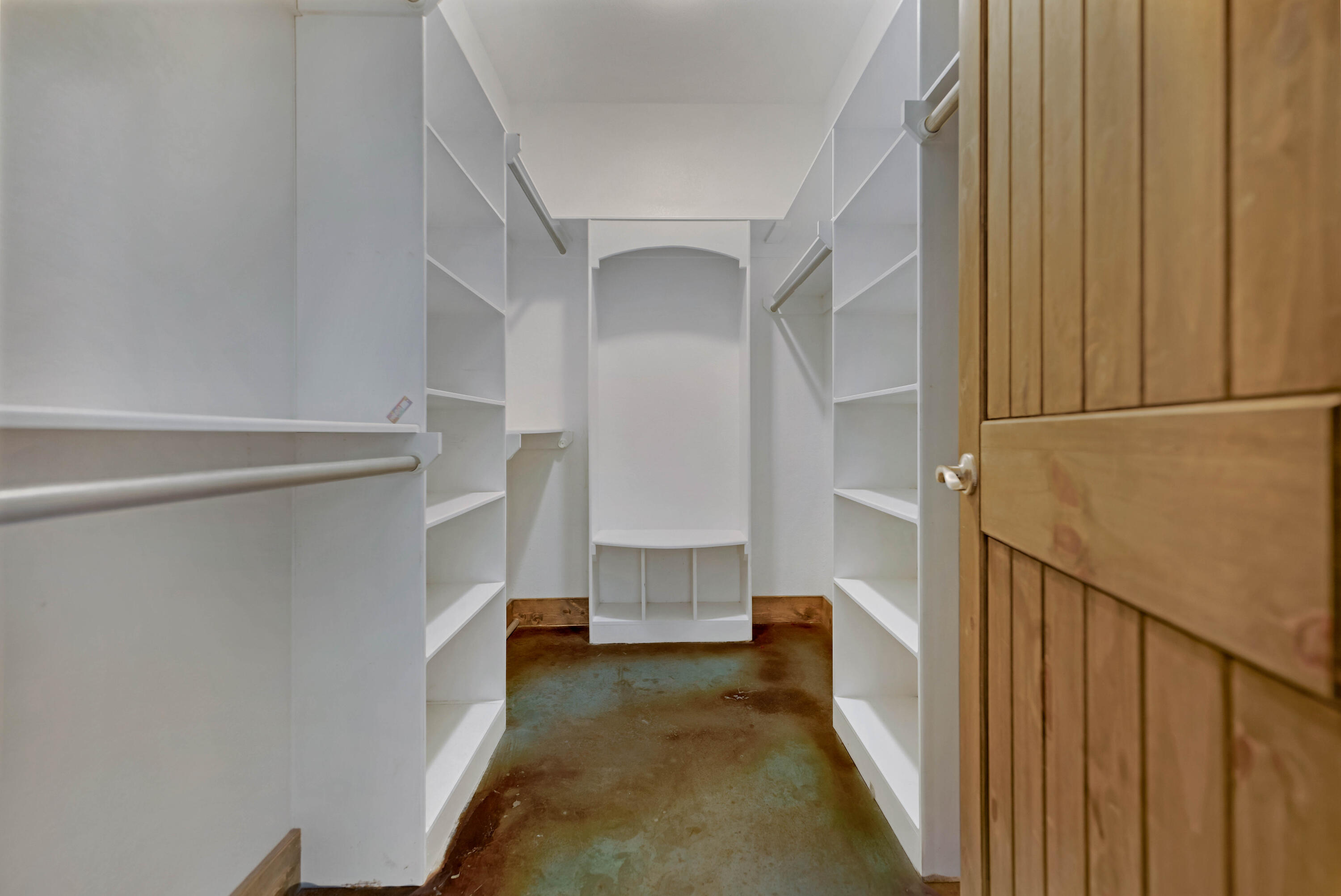7152 Club Creek Lane Property Photo 34
