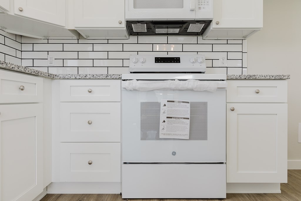 1802 Ellis St Property Photo 7