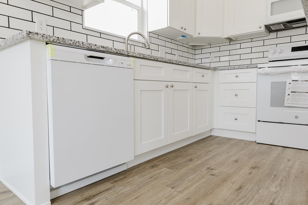 1802 Ellis St Property Photo 8