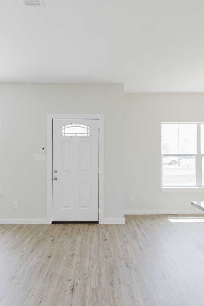 1802 Ellis St Property Photo 13