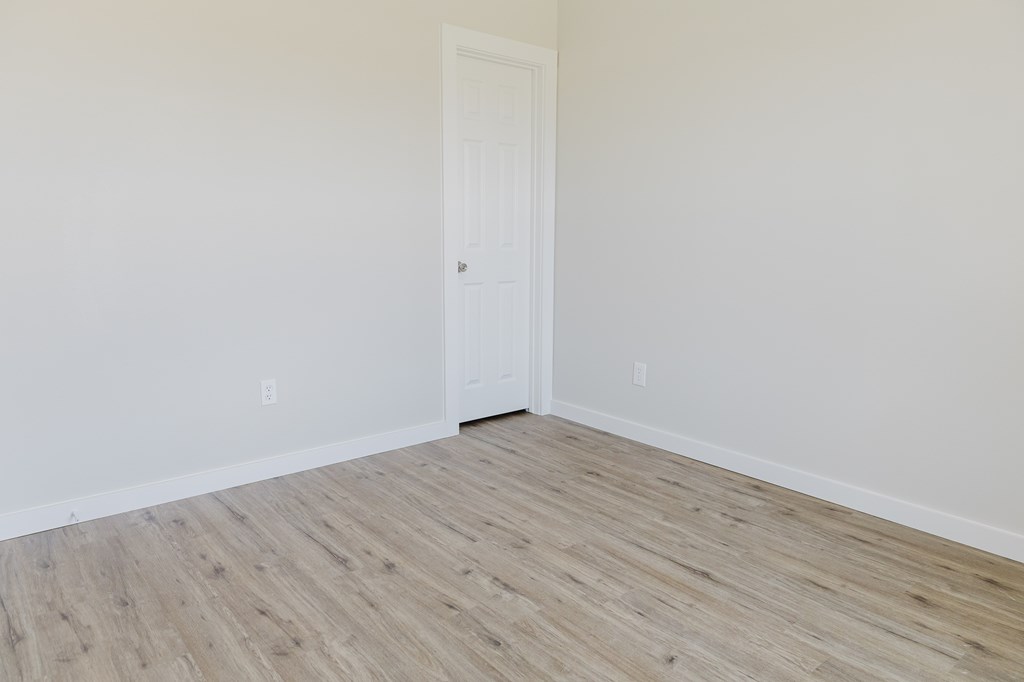 1802 Ellis St Property Photo 16