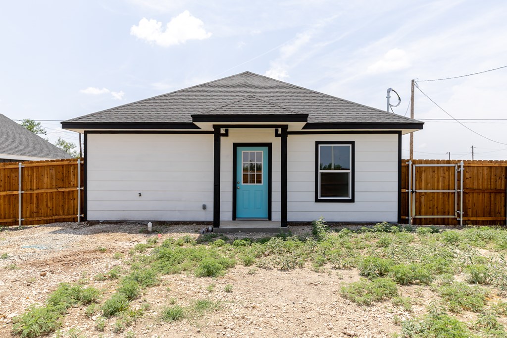 1802 Ellis St Property Photo 26