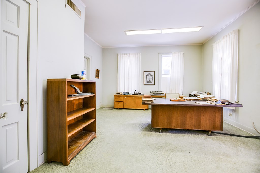 427 W Twohig Ave Property Photo 20